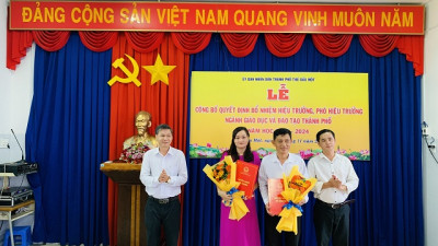 Lễ trao quyết định bổ nhiệm cán bộ quản lý Trường Tiểu học Tương Bình Hiệp