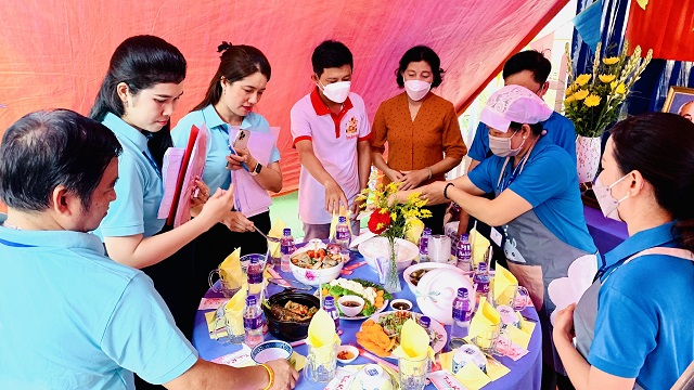 AM THUC 2